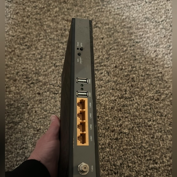 TP-LINK Archer CR700 Wireless Dual Band AC1750 DOCSIS 3.0 Cable Modem-Router - Picture 2 of 3